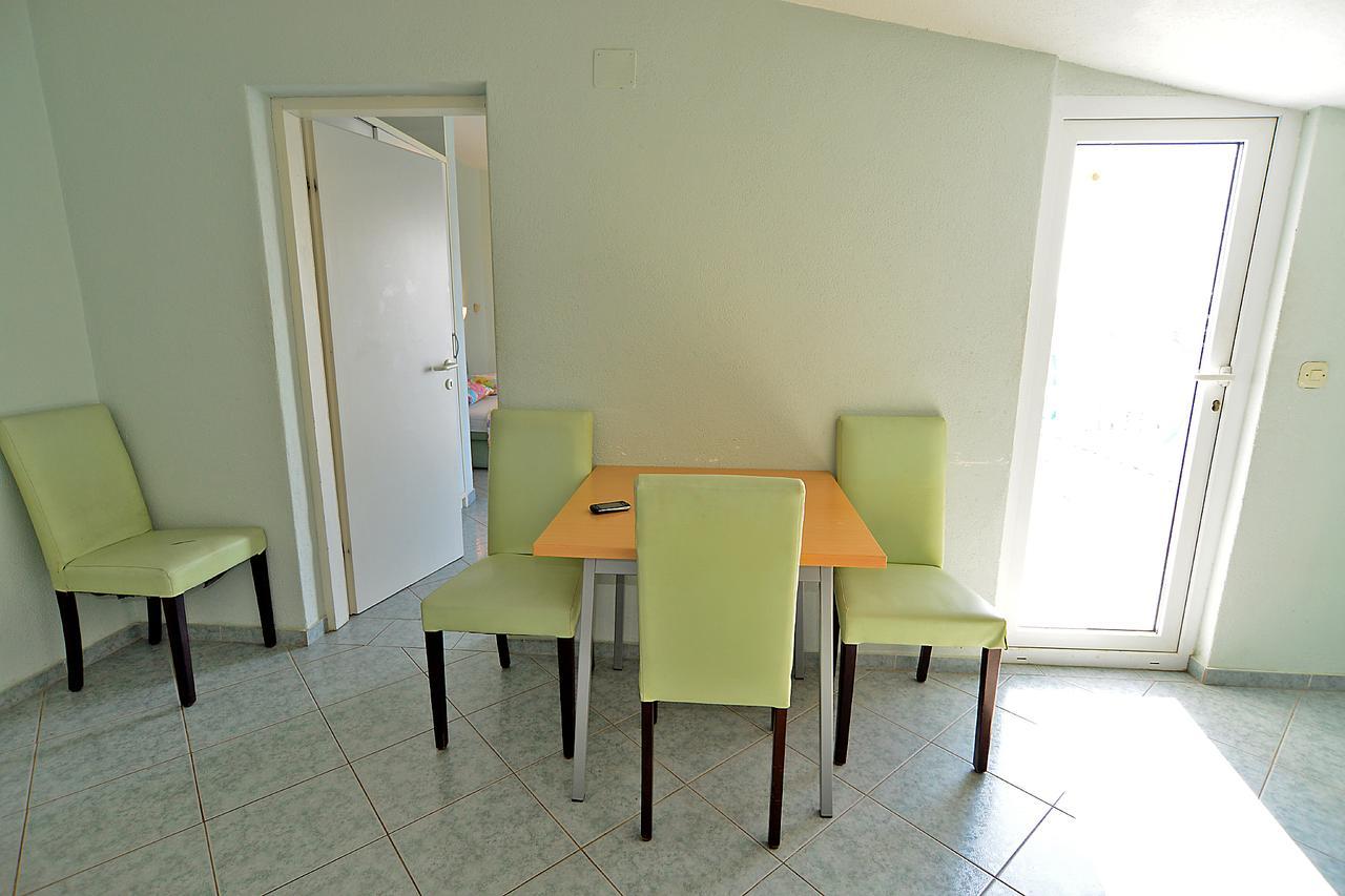 Apartments Milica 56 Pula Exterior foto