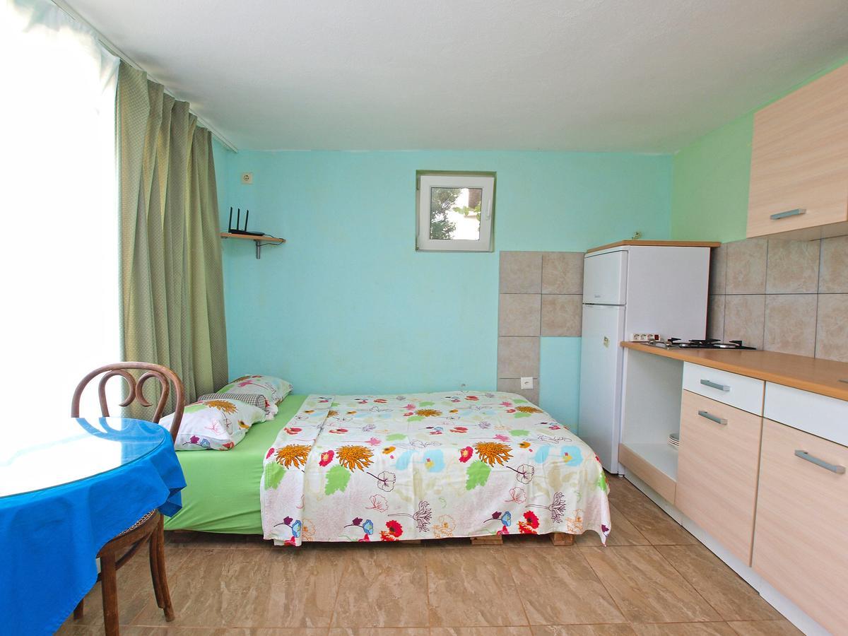 Apartments Milica 56 Pula Exterior foto